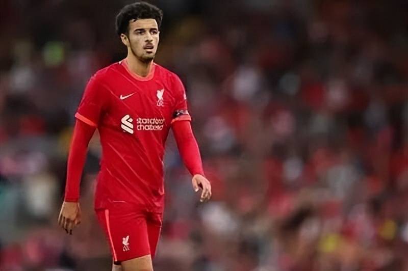 4500万欧的世界级中场！24岁天才惊艳欧冠，利物浦争冠没他不可